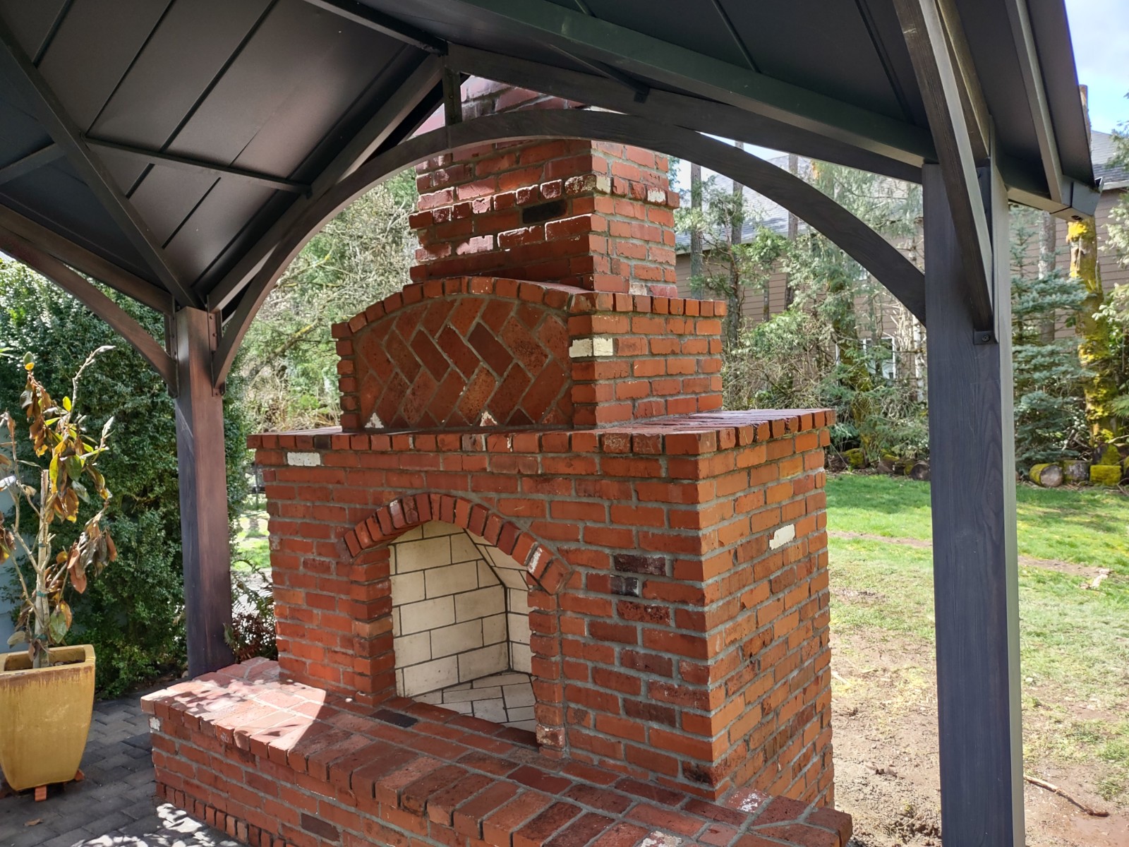 real brick outdoor fireplace in portland oregon 