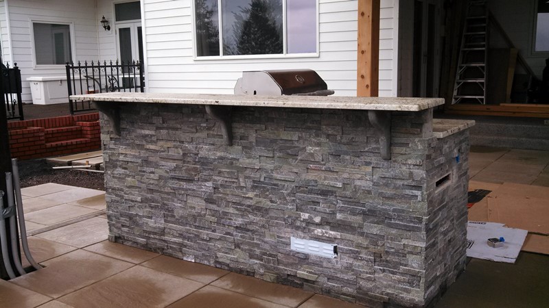 outdoor BBQ with bar