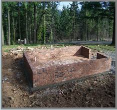 brik green hosue base walls